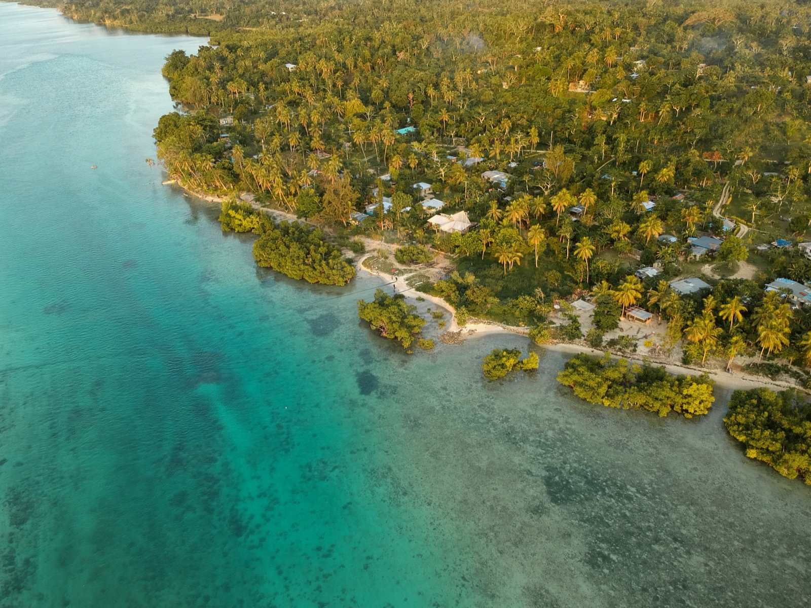Vanuatu Havannah Espiritu Santo, Malakula Efate, Erromango, Ambrym, Tanna, Pentecost, Epi, Ambae, Vanua Lava, Santa Maria, Maewo, Malo, Anatom, Malampa, Penama, Sanma, Shefa, Tafea, Torba